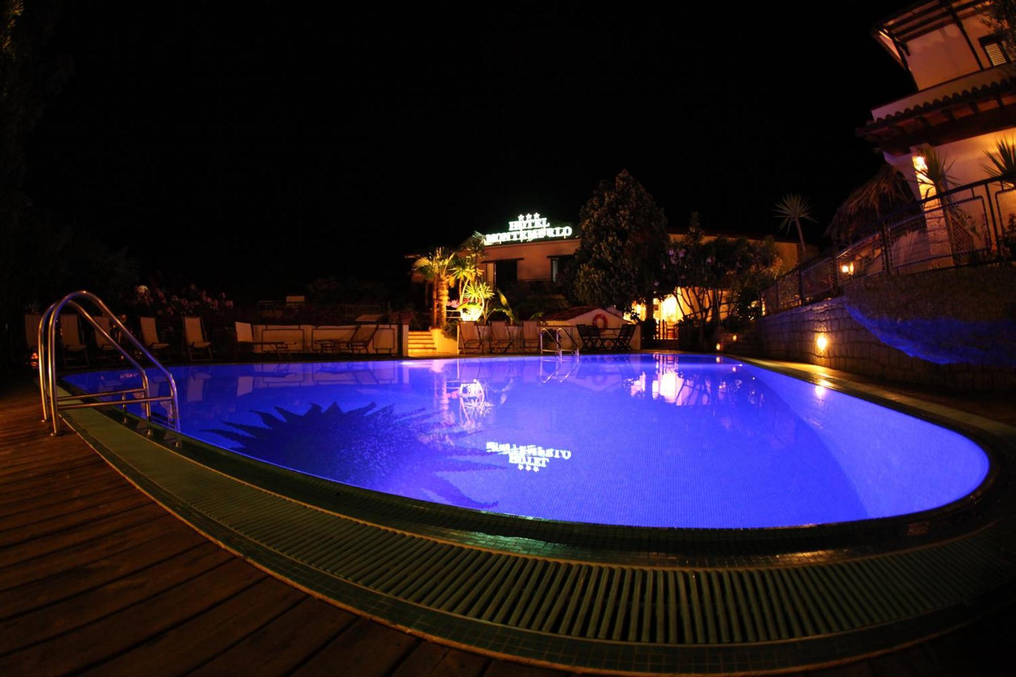 Eco Hotel Montemerlo เฟโตวาเยีย ภายนอก รูปภาพ